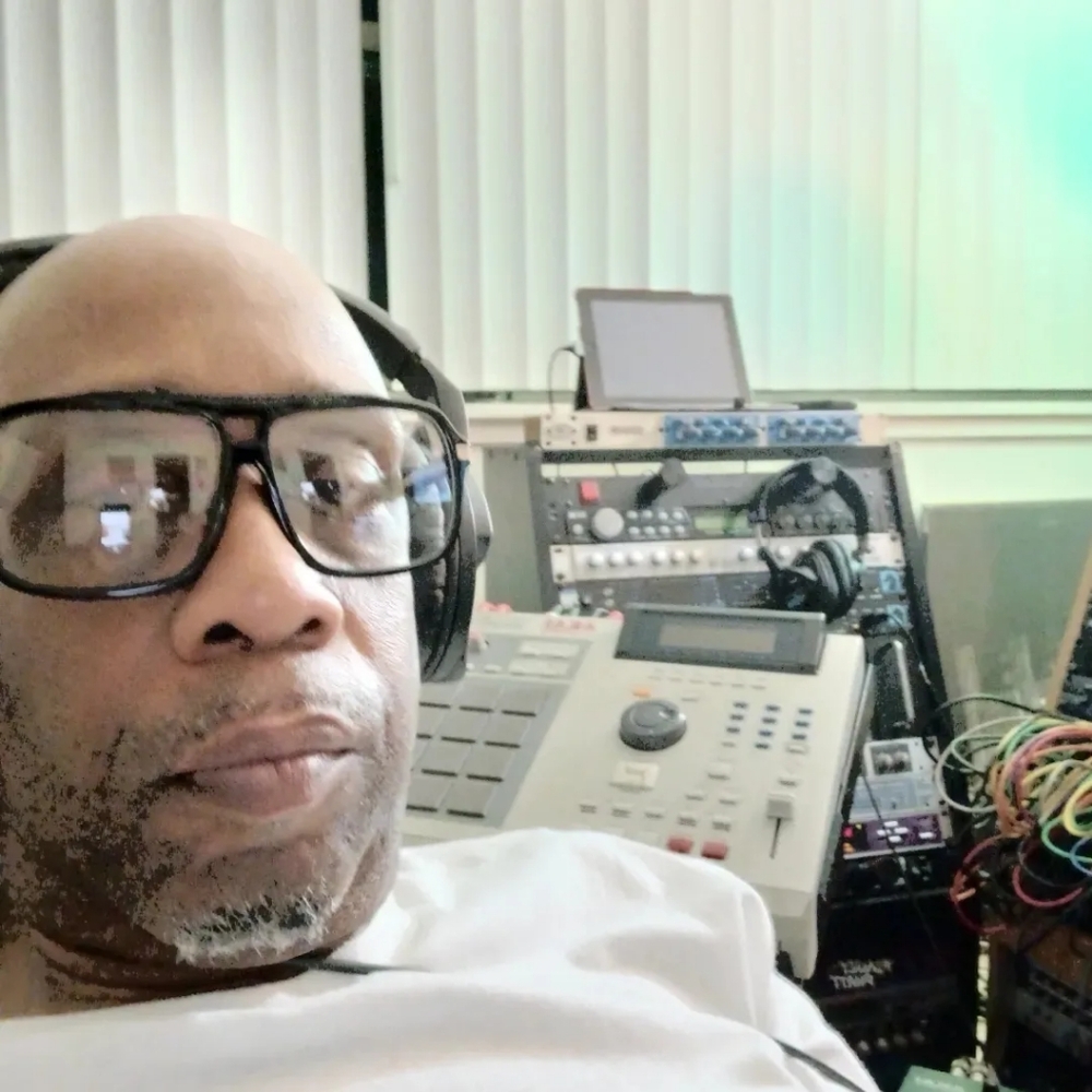 Recording Studio Time - Picture 4 of 16